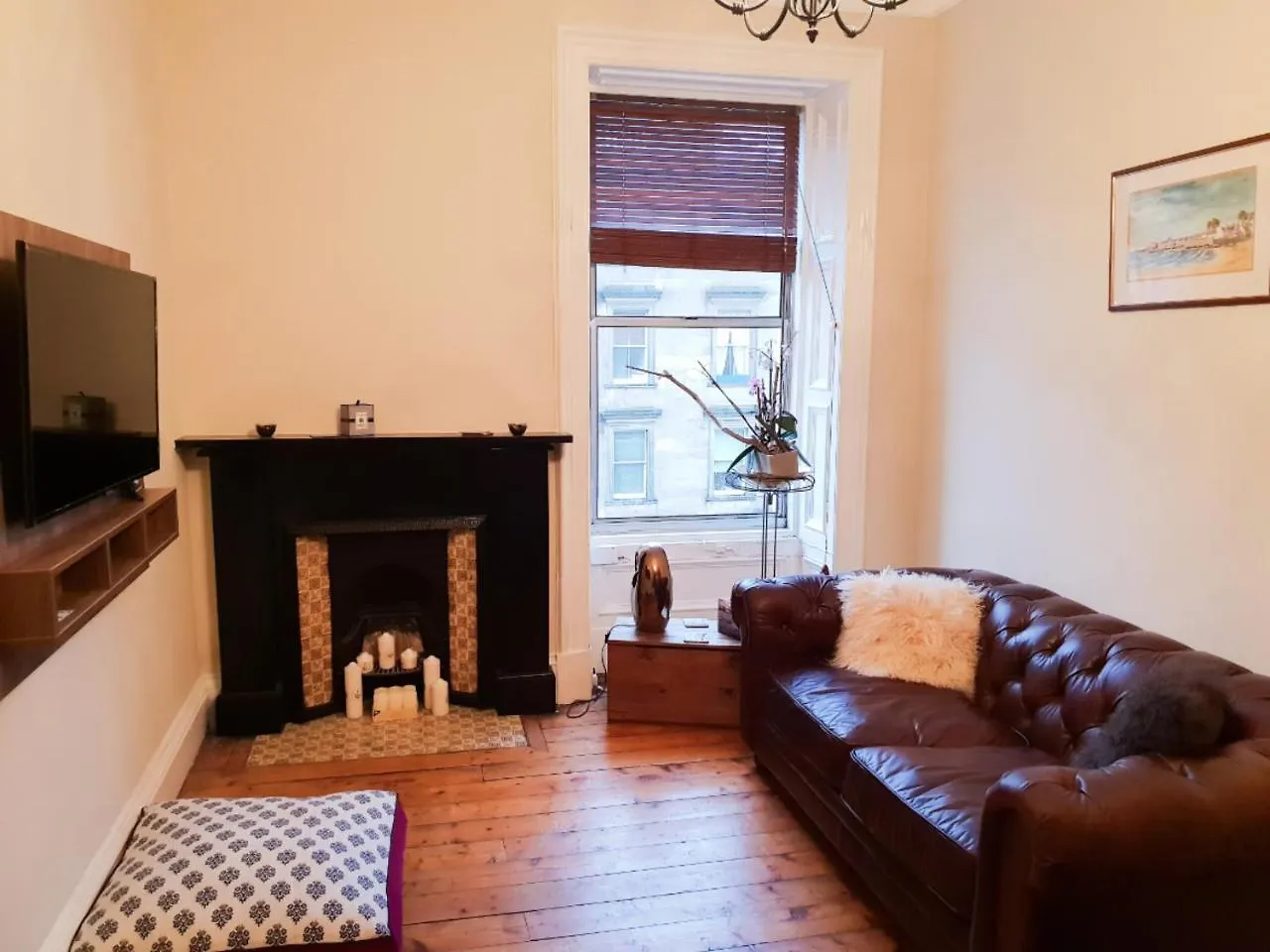 Bright 1 Bedroom Apartment Near City Centre Edinburgh